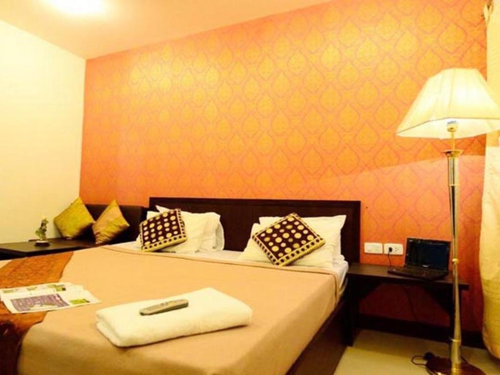 Aravinda Living Home Bangkok Luaran gambar
