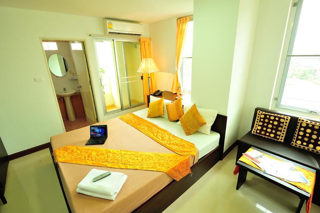 Aravinda Living Home Bangkok Luaran gambar