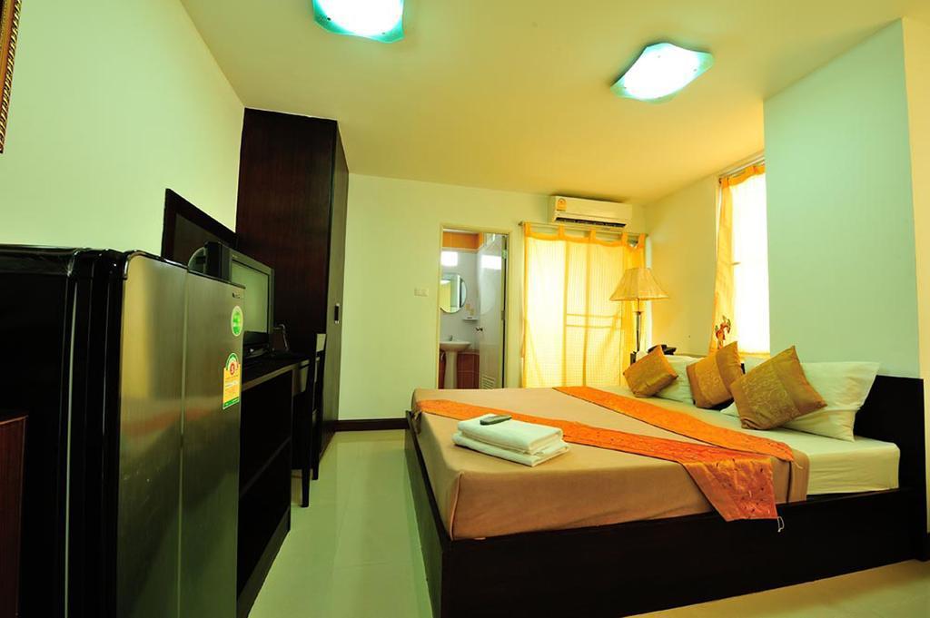 Aravinda Living Home Bangkok Luaran gambar