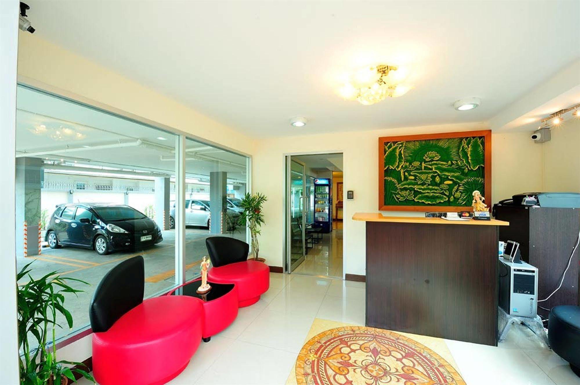 Aravinda Living Home Bangkok Luaran gambar